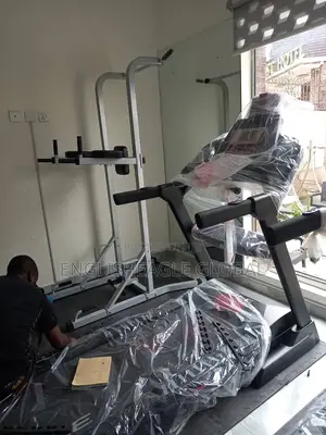Pull Up Stand