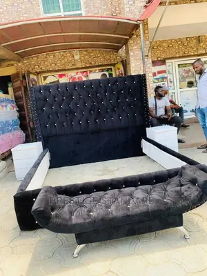 A Quality Weaving Bed , With 2 Bedside and a Automan