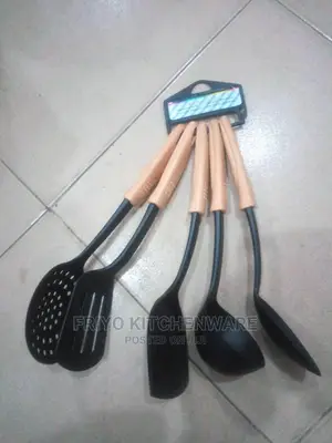 5 Pcs Non Stick Spoons With Free Spoons Holder