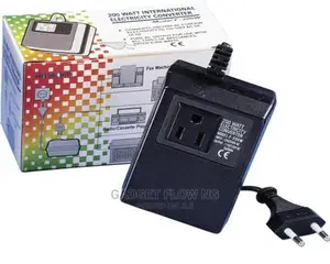 200 Watt Compact Voltage Converter Transformer 220v to 110v
