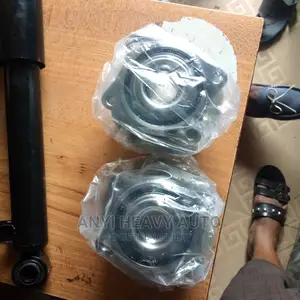 Front Wheel Hub Kia Sorento 2012