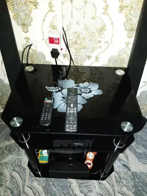 Tempered Glass Tv Stand