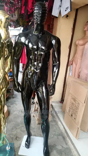 Male Fibe Black Body Line Face Display Mannequins