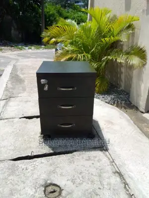 Wooden Sides Table Drawers