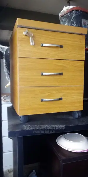 Wooden Sides Table Drawers