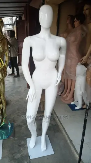 Size 12 Body Glossy White Female Faceless Mannequin