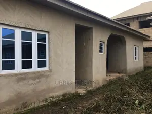 3bdrm Bungalow in Halleluyah Estate, Osogbo for Sale