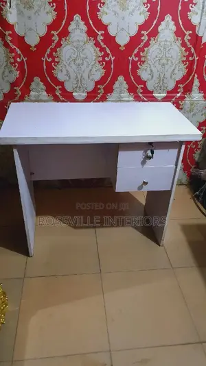Standard 3ft Table