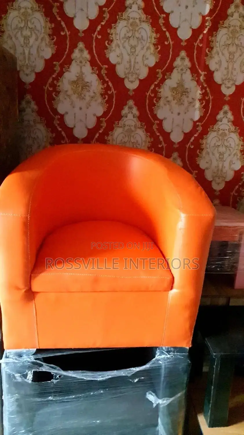 Single Sofa Chairs
