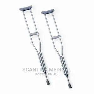 Medical Under Arm Crutches
