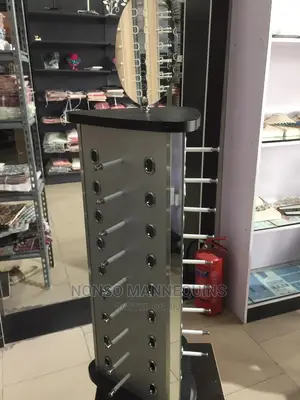 44 Eyes Glass Display Stand