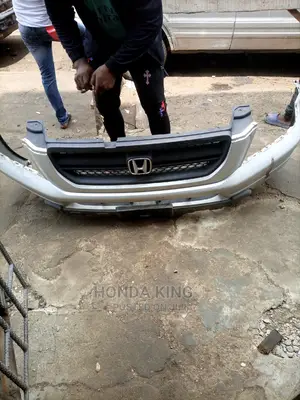 Front Bumper With Front Grille Honda Pilot 03 Model