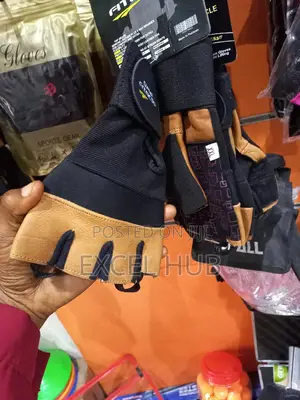 Quality Gym Gloves Golden