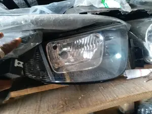 Headlamp for L200 2007 Model