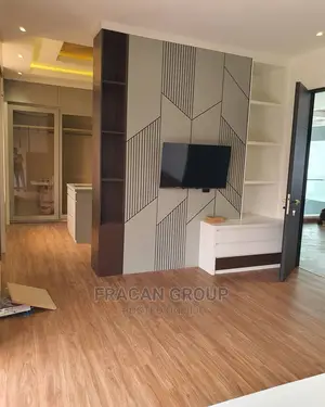 Cover Up Your Old Ceramic Tile Using Vinyl Woodlike Flooring