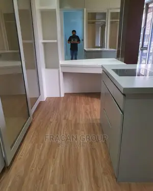 Tired of Your Old Ceramic Tile? Use Vinyl Wood-Like Floor