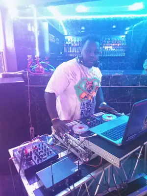 Professional Dj Service