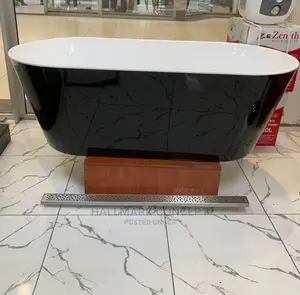 Luxury Bath Tub