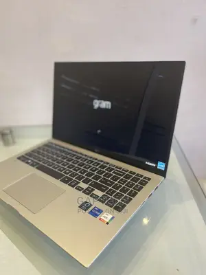 New Laptop LG Gram 15.6 32GB Intel Core I7 SSD 1T