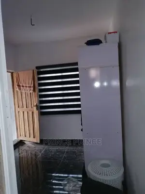 Furnished 2bdrm Block of Flats in Surulere for rent