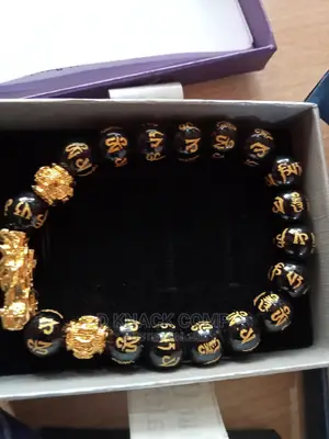 Feng Shui Black Obsidian Wealth Bracelet