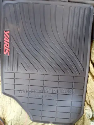Toyota Yaris Floor Mat
