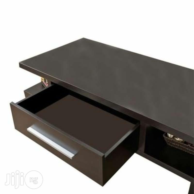 Extol Center Table (Reference: Fx051bb)