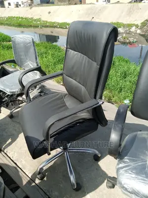 High Back Rest Office Chair