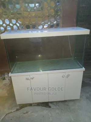White Stand Aquarium