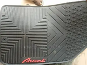 Hyundai Accent Carpeted Floor Mats