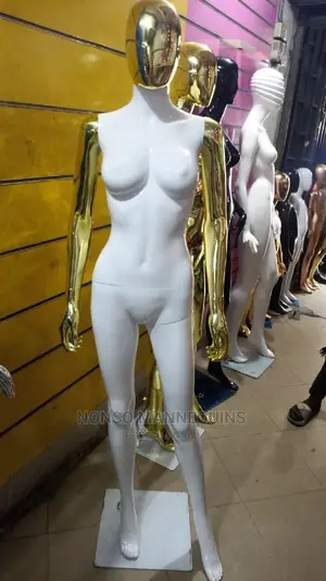 Size 8 Gold White Chrome Display Mannequin