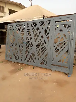 Laser Design Rolling Gate