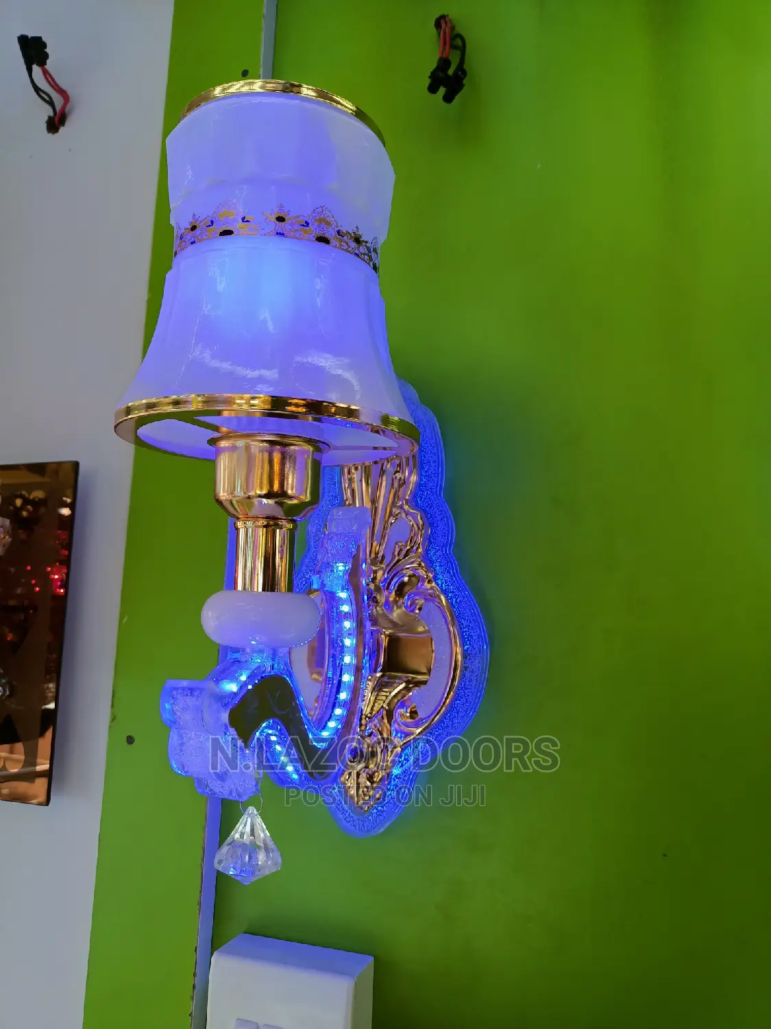 Led and Bulb Wall Bracket