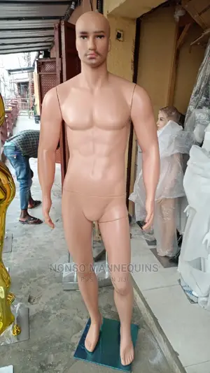 Well Built Body Male Plastic Full Body Mannequin