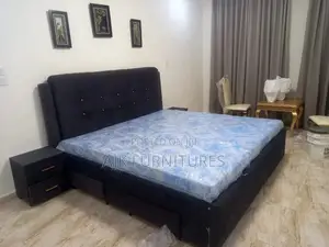 Exquisite 6by6 Full Padded Bedframe