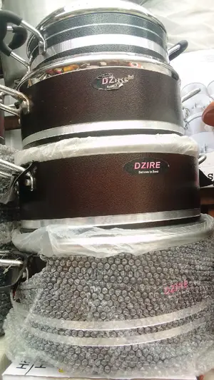 Quality 4 Pieces Set of Non-Stick Cooking Pot
