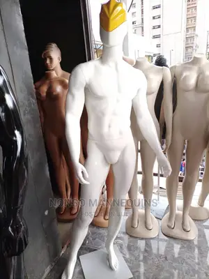 Body Built Male Fibre Display Mannequins