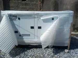 110kva Perkins Soundproof Engine Generator