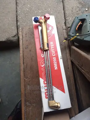 Cutting Torch to Cut Hard Metal