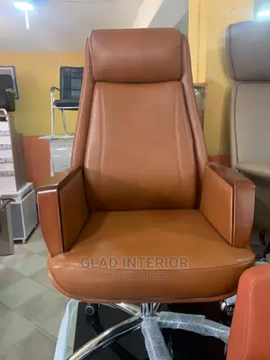 Super Super Executive Chair