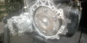 Hyundai Santafy Gear Box 4 Wheel Drive and 2 Wheel Drive