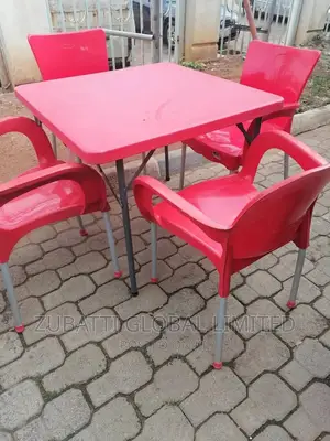 Regular Restaurant Plastic Chairs