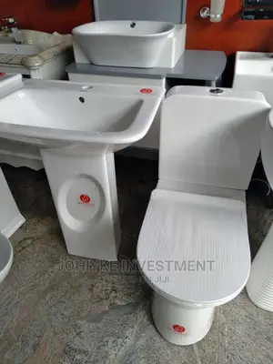 Executive England Toilet Set