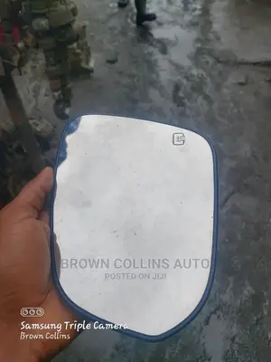 Side Mirror Glass Highlander 2014-2017 ( LEFT)