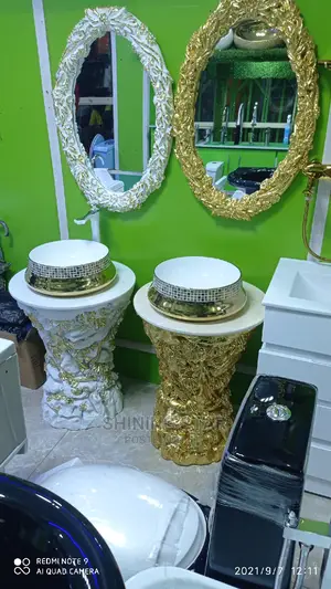 Royal Basin Wirh Mirror