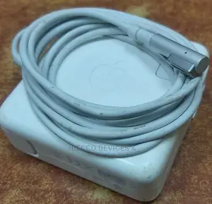 Apple Macbook Charger( FOLLOW COME ORIGINAL)