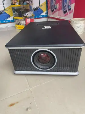 Infocus In5533l Projector (Cinema)