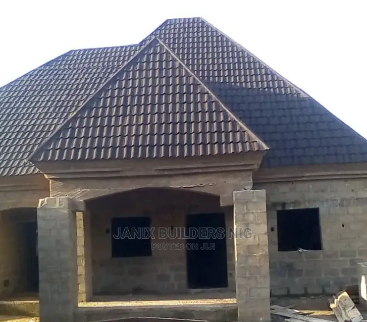 Milano Roofing