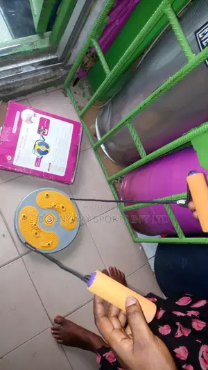 Waist Twister With Foot Massager