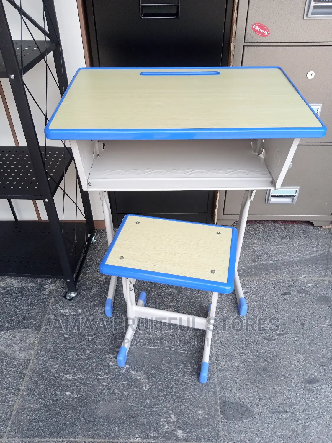 Student Desk